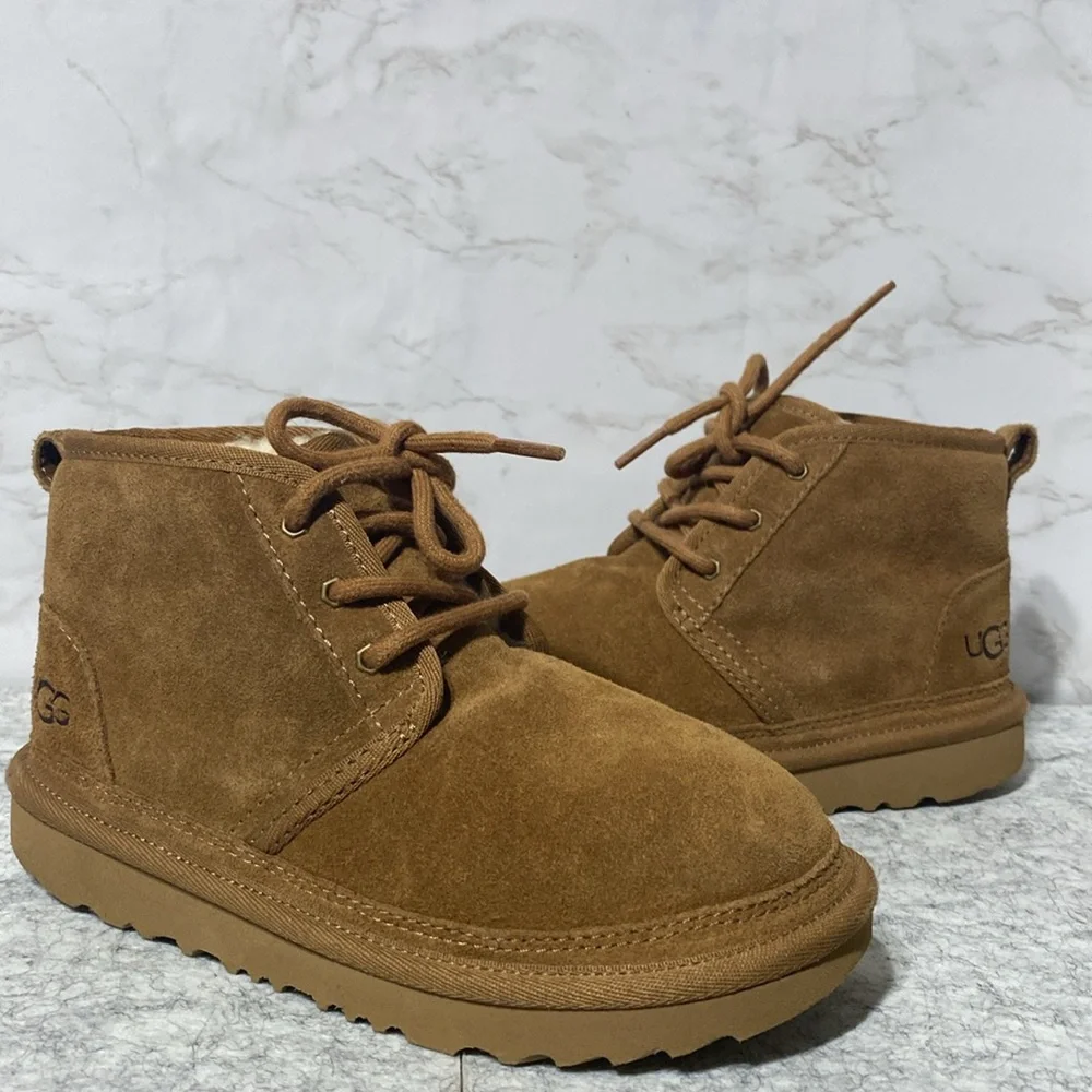 Ugg Neumel Kids Boots - Picture 12 of 12